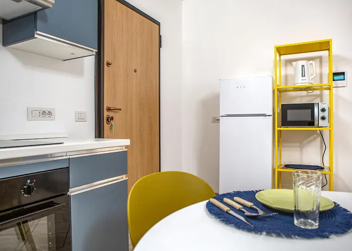 Semicentrale Comodo E Tranquillo Appartamento Olbia